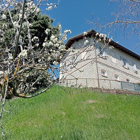 Casale Monte Valestra Acomodação com café da manhã Bebbio Exterior foto